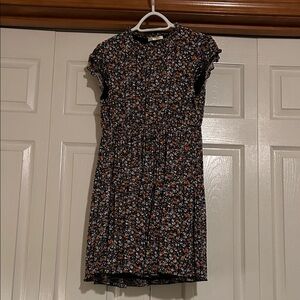 Floral Mini Dress with Ruffle Sleeves and Cinched Waist